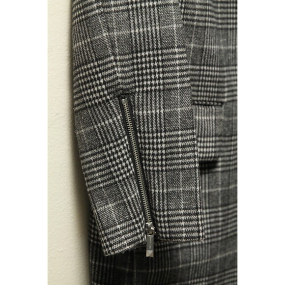 BCBG Max Azria women's wool Coat Per-Owned Black/White Medium Size - Picture 5 of 11